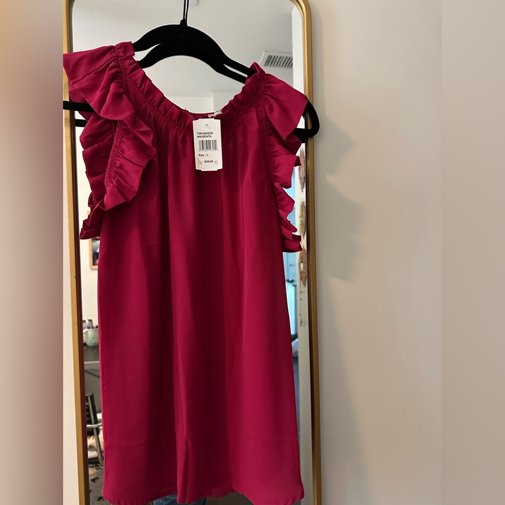 Dry Goods Magenta Business Casual Blouse